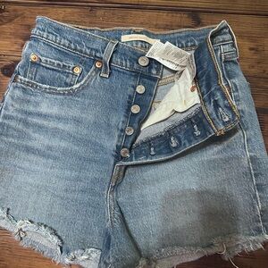 Levi’s Ribcage Denim Button-Fly Shorts - Sz 27